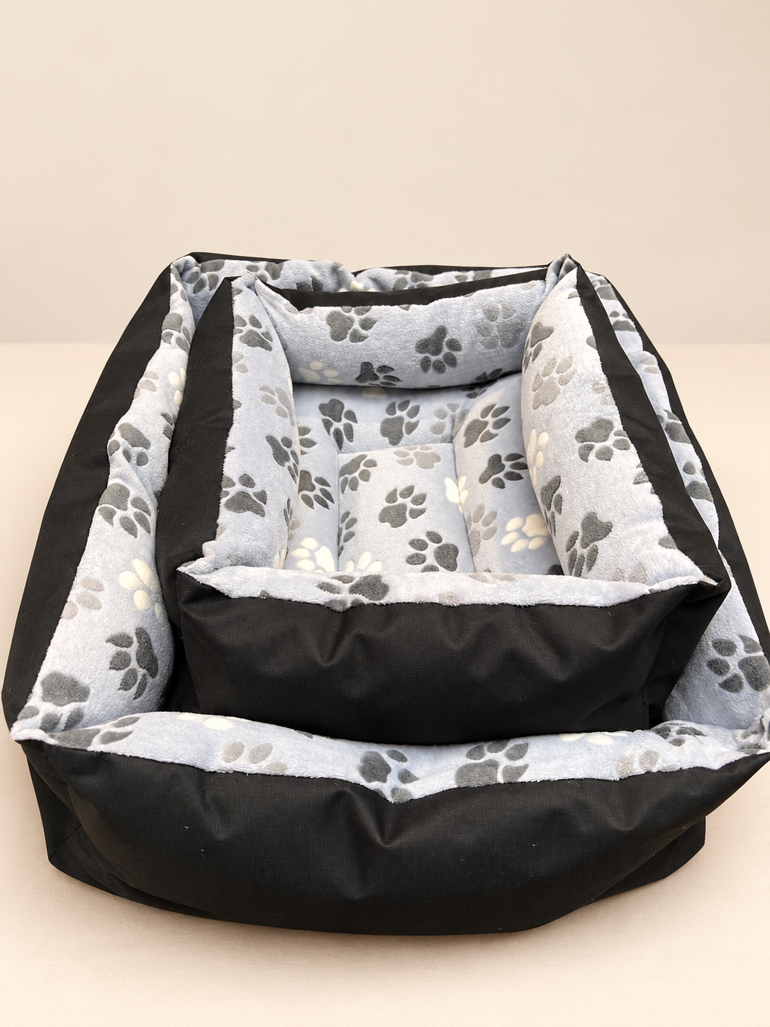 Patterned nest dog beds